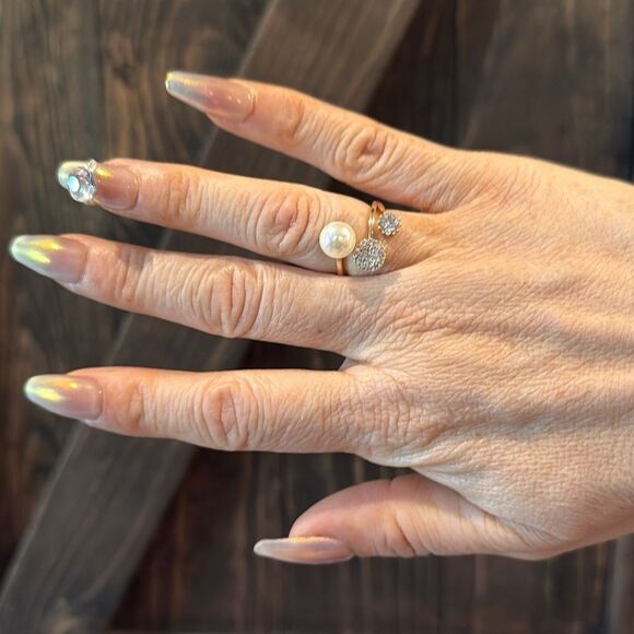Elegant 14K Gold Plated Diamonds & Pearl Adjustable Open Ring - Picture 3 of 8